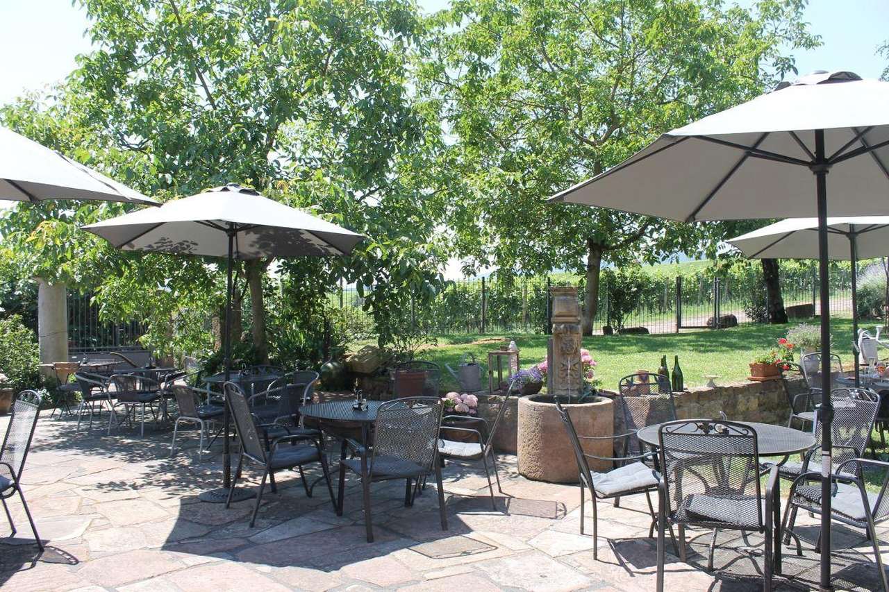 Weinstube Alter Zollberg Schweigen