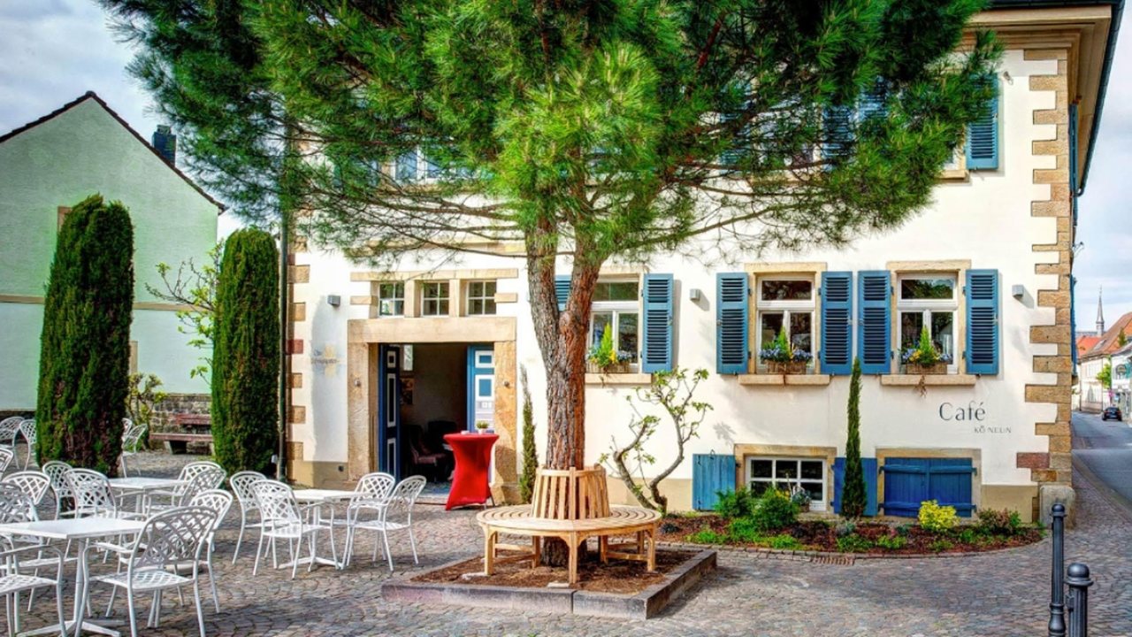 Cafe K&ouml; Neun